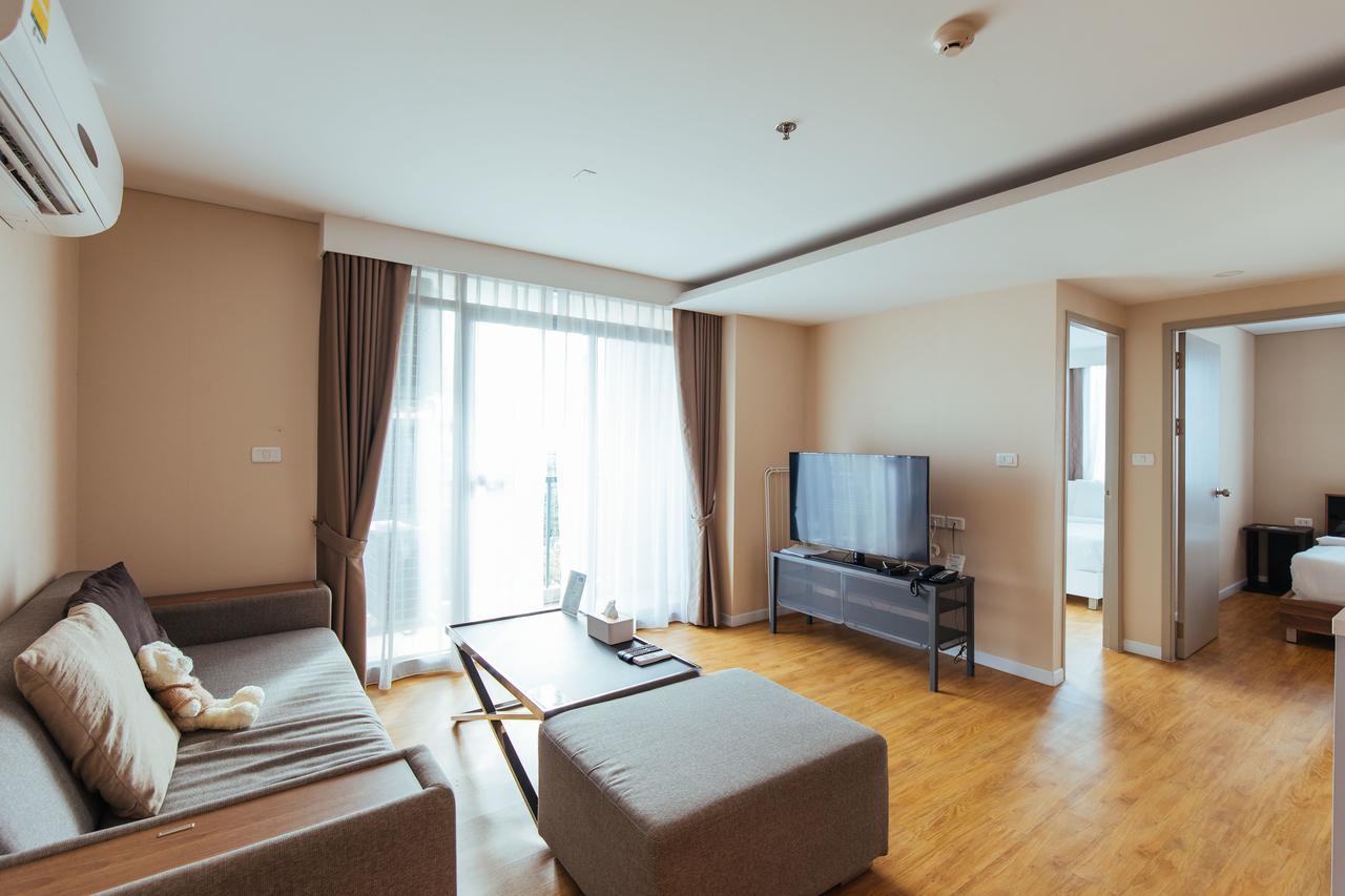 Roomme Hospitality Nang Linchee Branch Бангкок Экстерьер фото