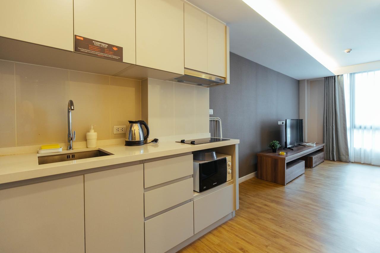 Roomme Hospitality Nang Linchee Branch Бангкок Экстерьер фото