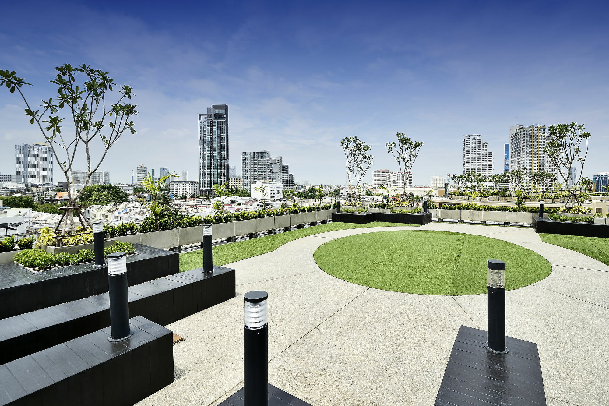 Roomme Hospitality Nang Linchee Branch Бангкок Экстерьер фото
