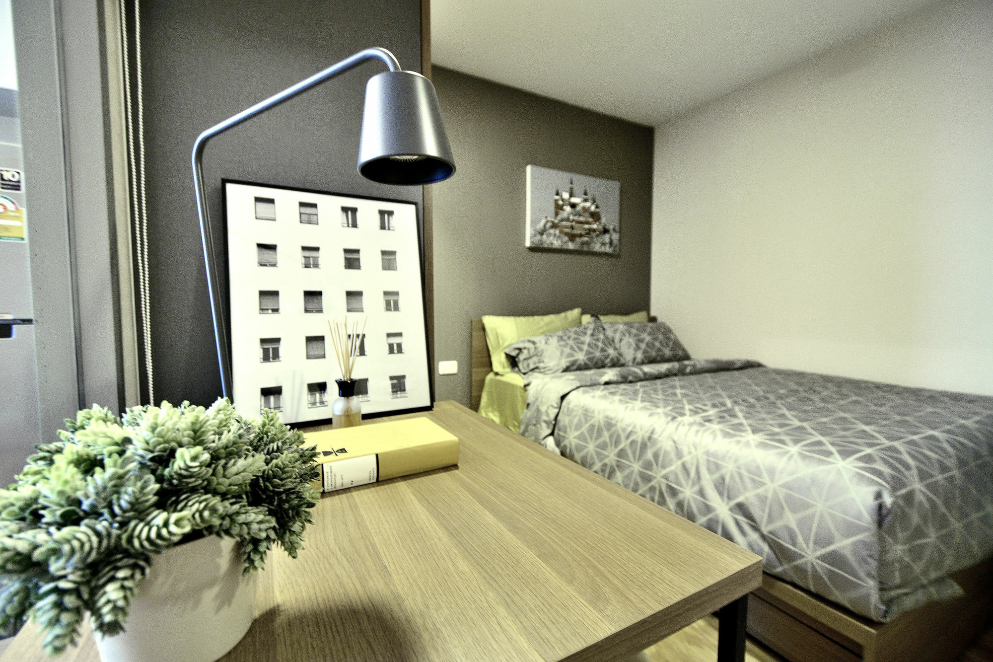 Roomme Hospitality Nang Linchee Branch Бангкок Экстерьер фото